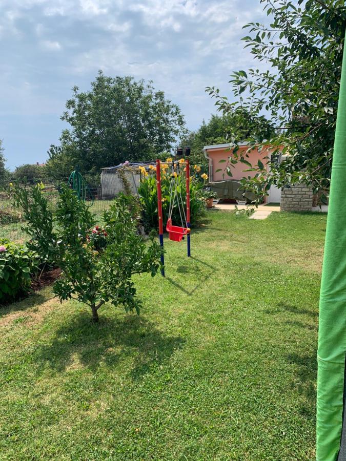 Rosa Apartament