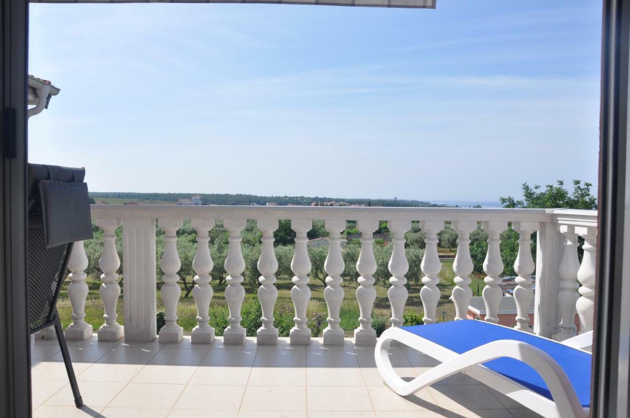Rosa * Umag