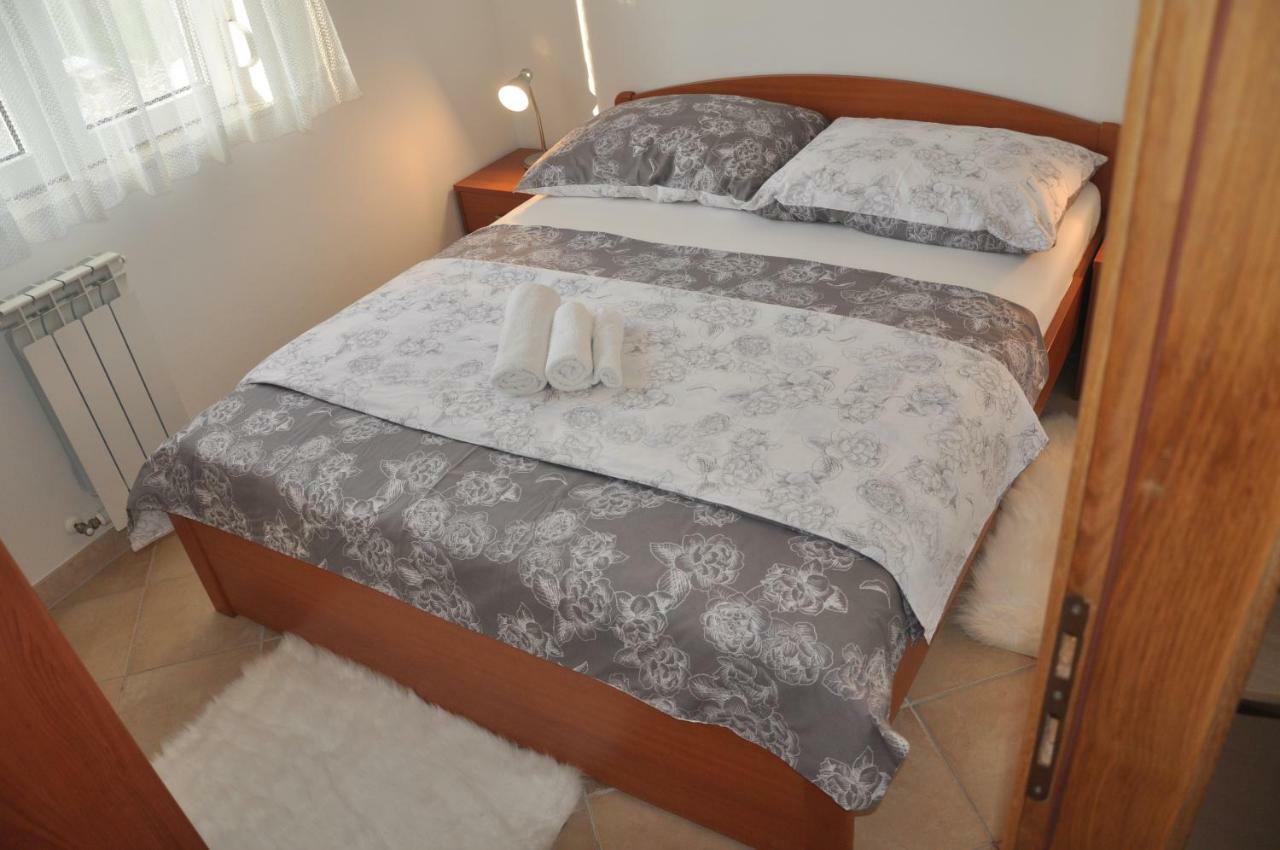 Rosa Apartament