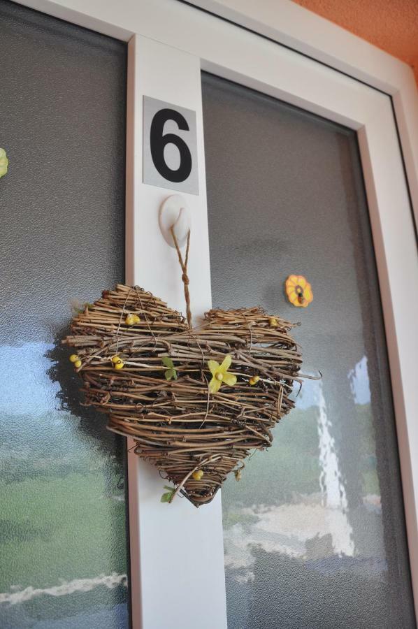 Rosa Apartament